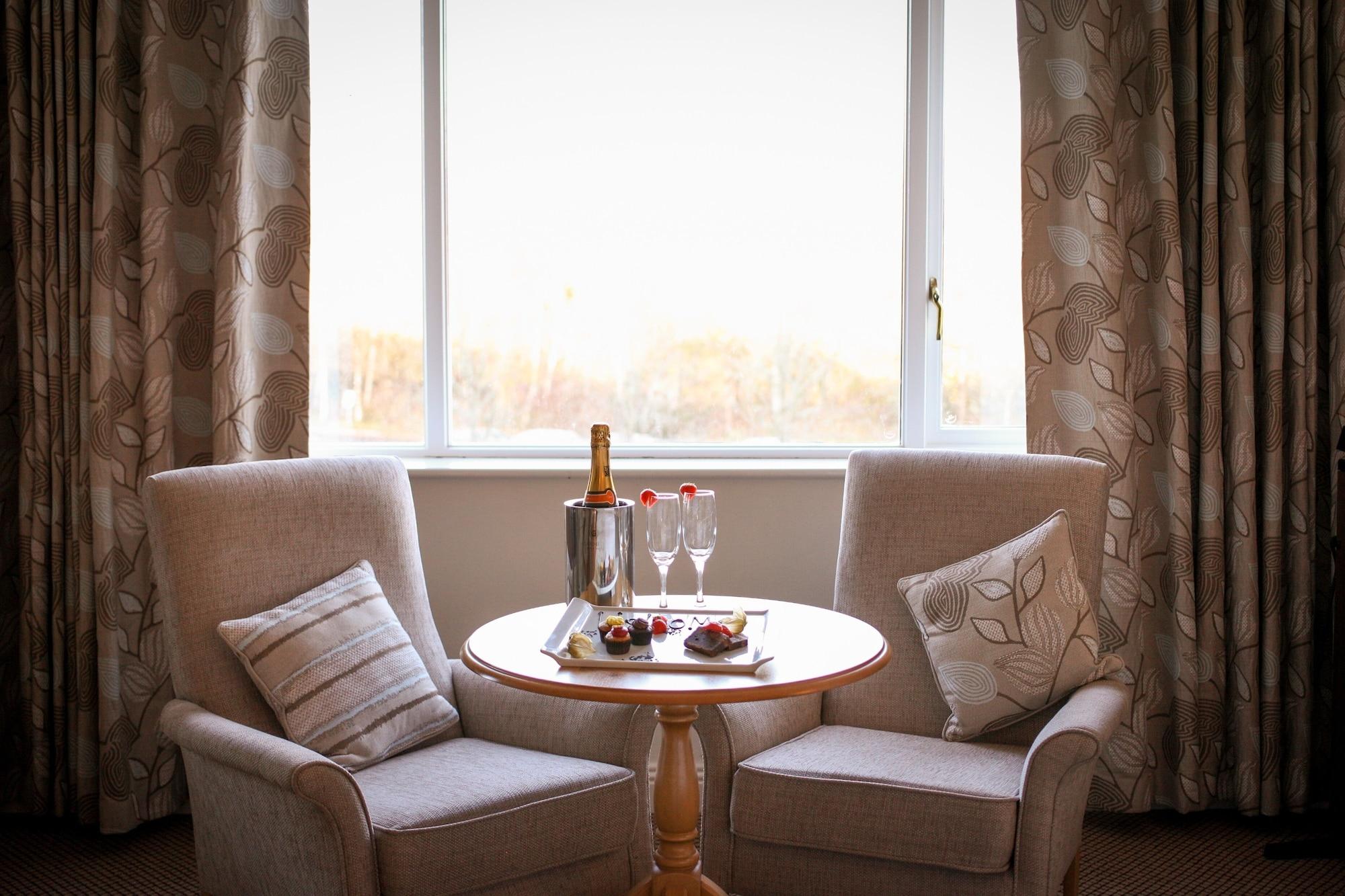 Kiltimagh Park Hotel Экстерьер фото