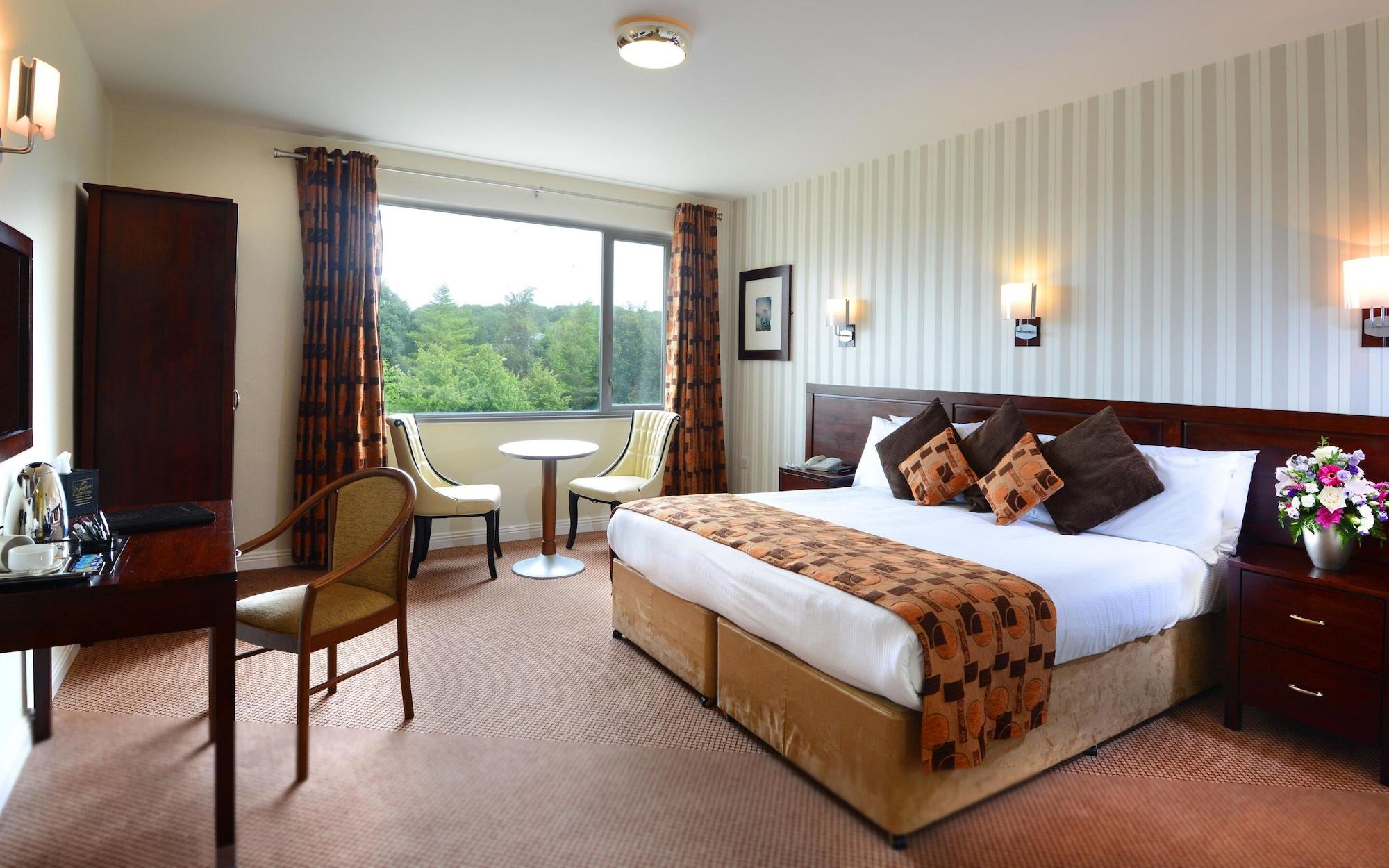Kiltimagh Park Hotel Экстерьер фото