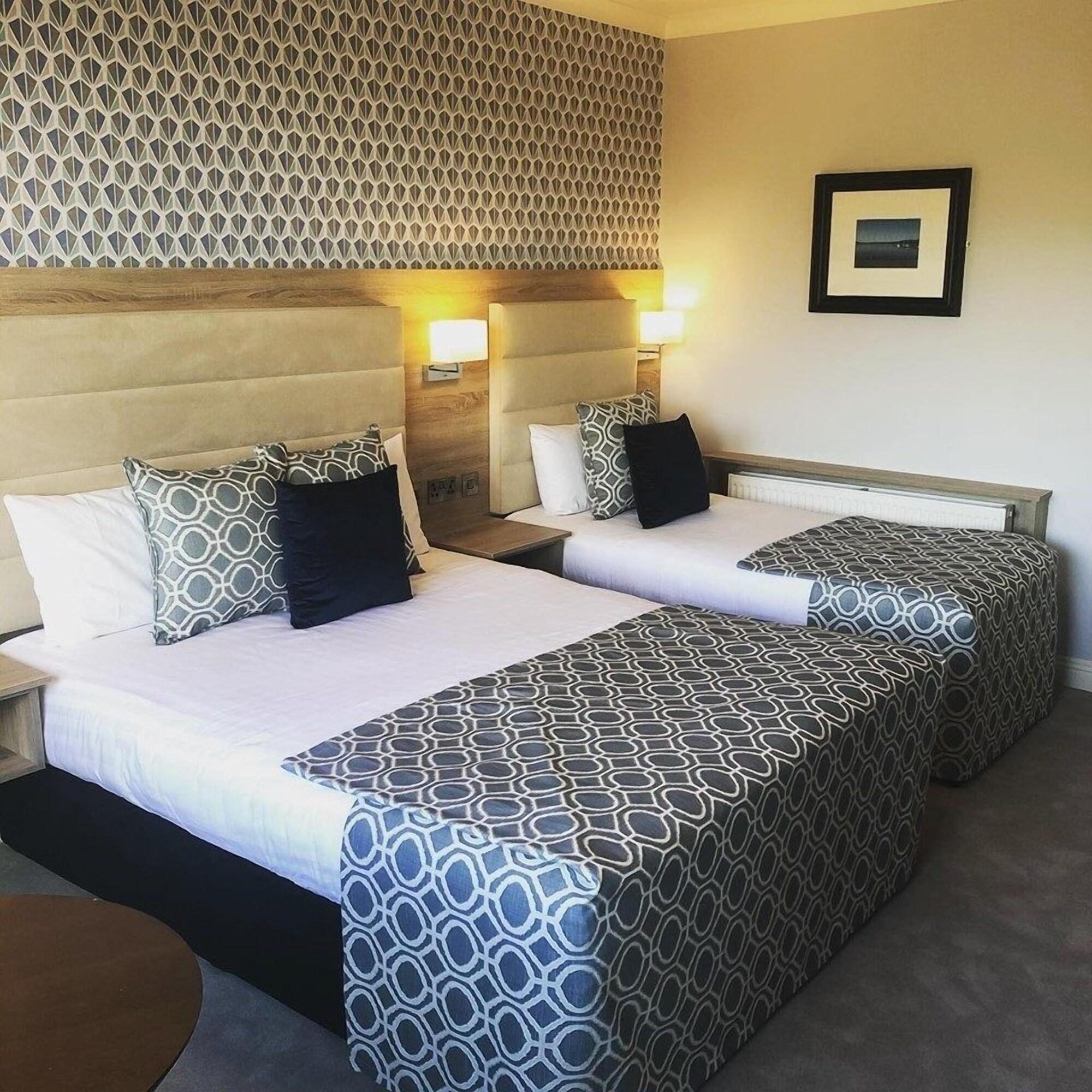 Kiltimagh Park Hotel Экстерьер фото