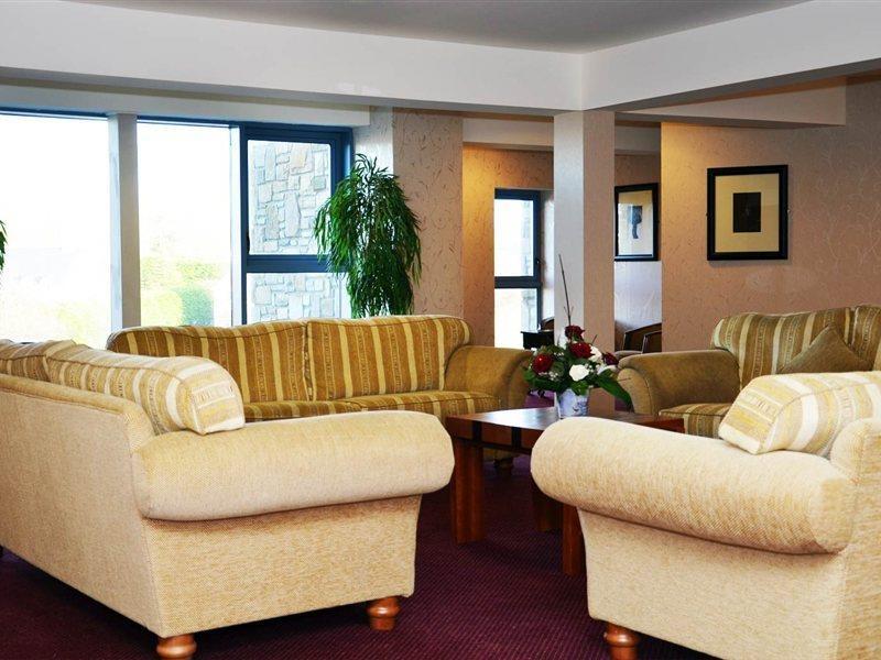 Kiltimagh Park Hotel Экстерьер фото