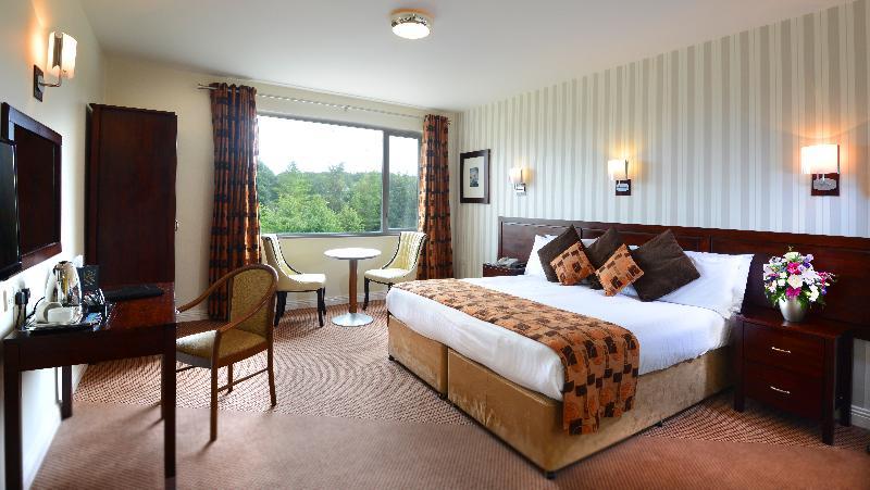 Kiltimagh Park Hotel Экстерьер фото