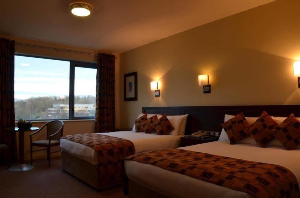 Kiltimagh Park Hotel Экстерьер фото