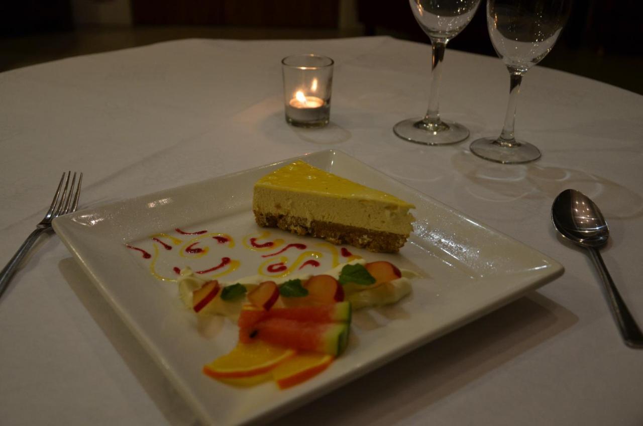 Kiltimagh Park Hotel Экстерьер фото