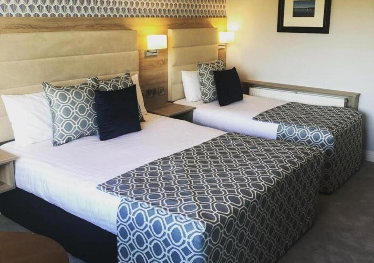 Kiltimagh Park Hotel Экстерьер фото